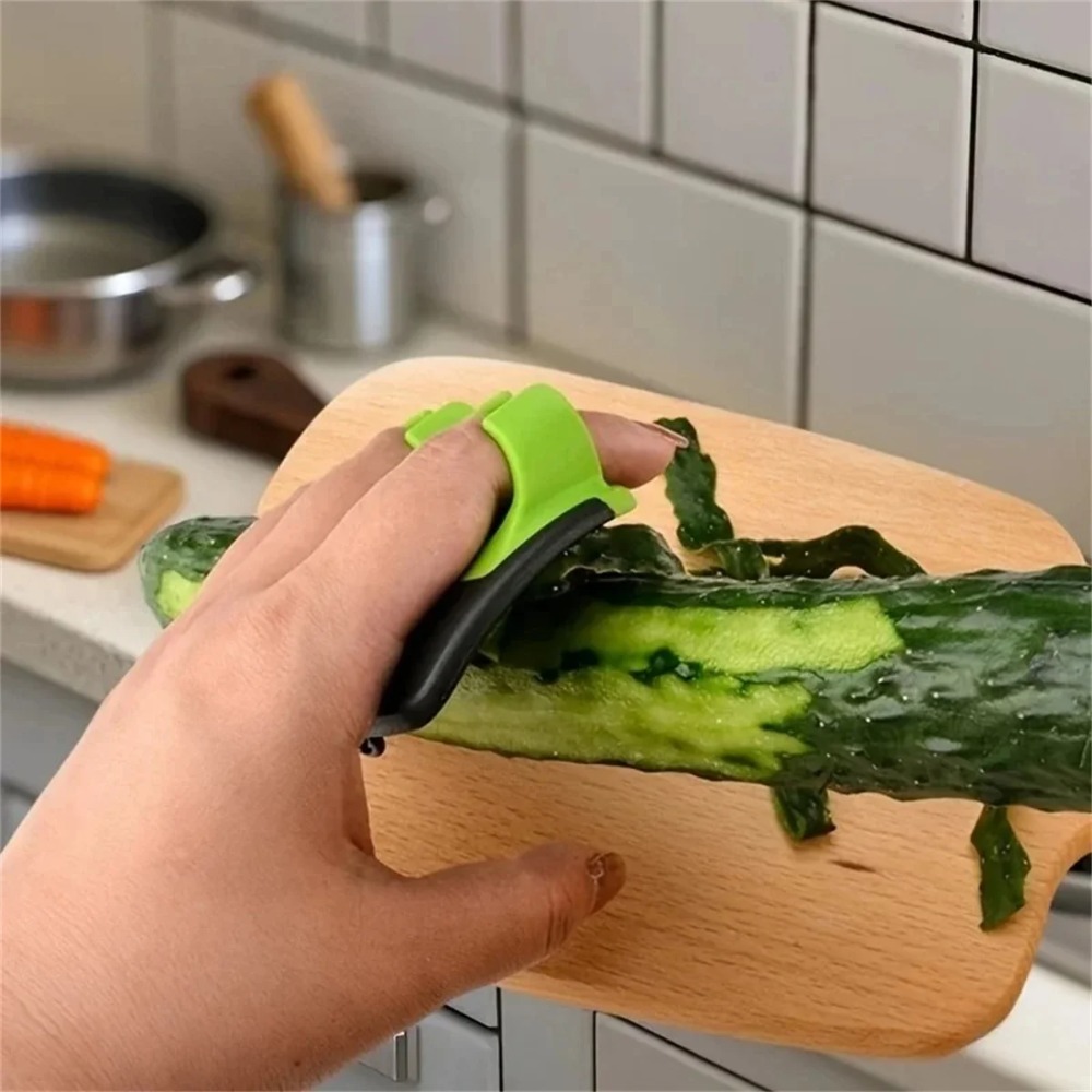 Vegetable Fruit Peeler, Sharp  - огляд і ціна Camping Cooking Vegetables